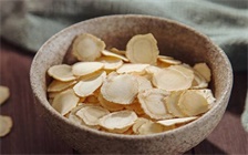 人参可以跟绿茶一起泡吗，人参泡茶喝有什么好处
