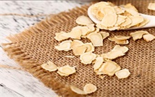滋补品“太子参”，如果长期食用慢补，可增强体质，但要注意相克食物