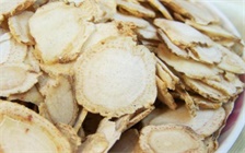 人参和西洋参（花旗参）的差别在哪里，人参和西洋参哪个适合在夏季食用